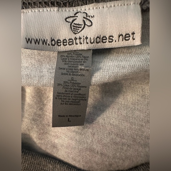 Bee Attitudes Imperfect Graphic Gray Baseball Style Tee Shirt NWOT - Picture 6 of 7